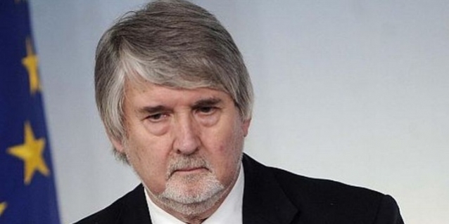 UNA LETTERA A POLETTI DI UNA RICERCATRICE ITALIANA A PARIGI