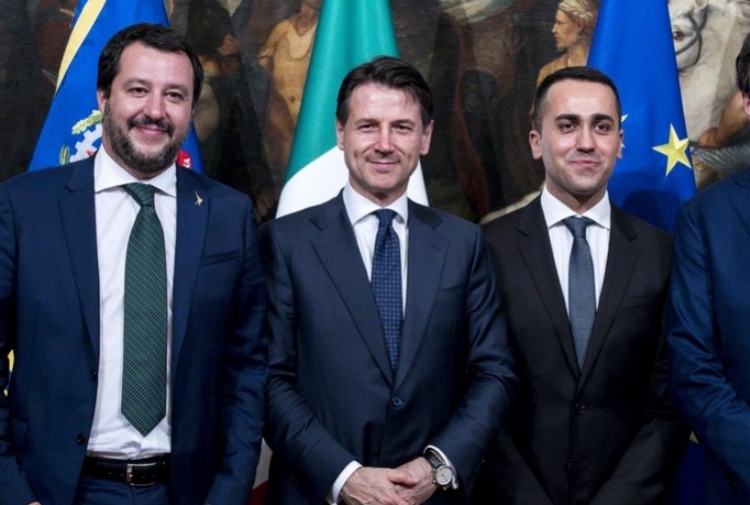 LA CONVERGENZA DELLE DIVERGENZE. PARE ASSURDO, MA C’E’ UNA SPIEGAZIONE LOGICA ALLA COALIZIONE DI GOVERNO LEGA-5STELLE di Libera Cassandra da Pensalibero.it